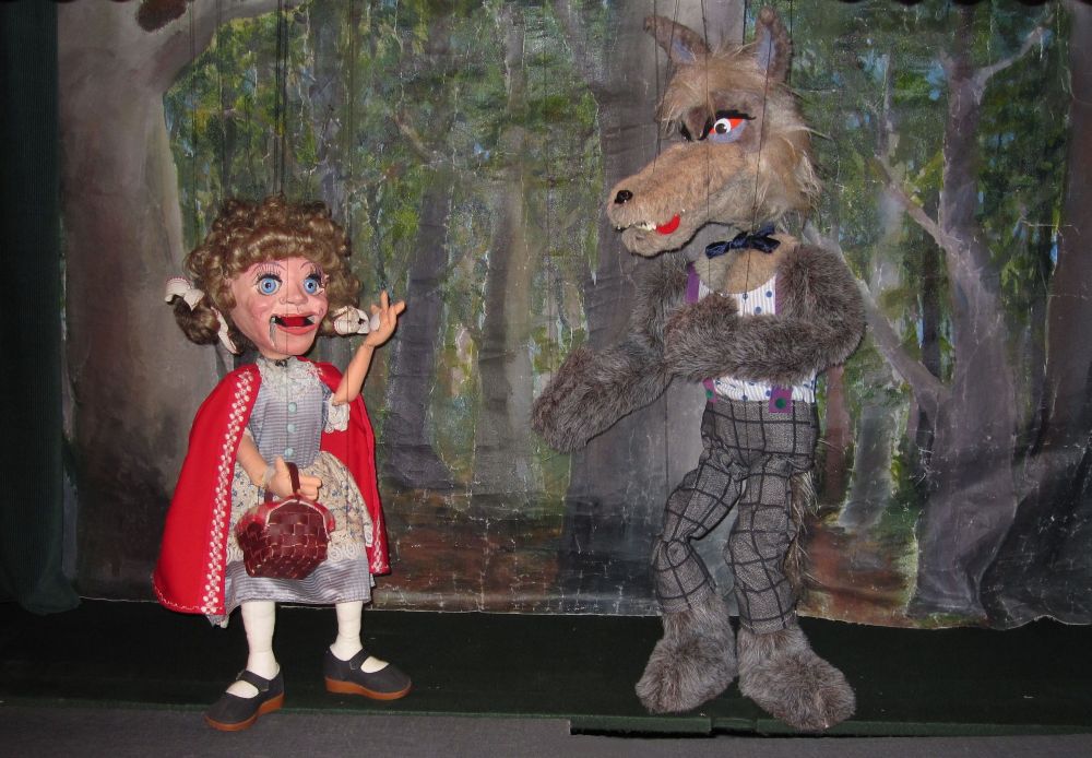 Drawbridge Puppet Theater – Puppet Shows for All Occasions